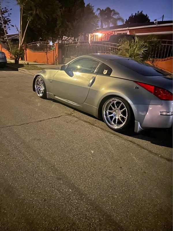 2006 Nissan 350Z - Coupe 2D