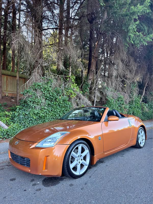 2004 Nissan 350Z - Enthusiast Roadster 2D