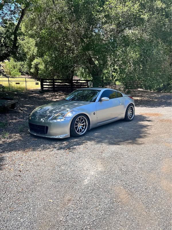 2004 Nissan 350Z - Enthusiast Coupe 2D
