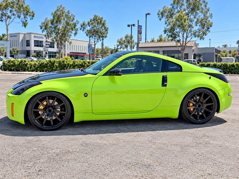 2004 Nissan 350Z - 35th Anniversary Coupe 2D
