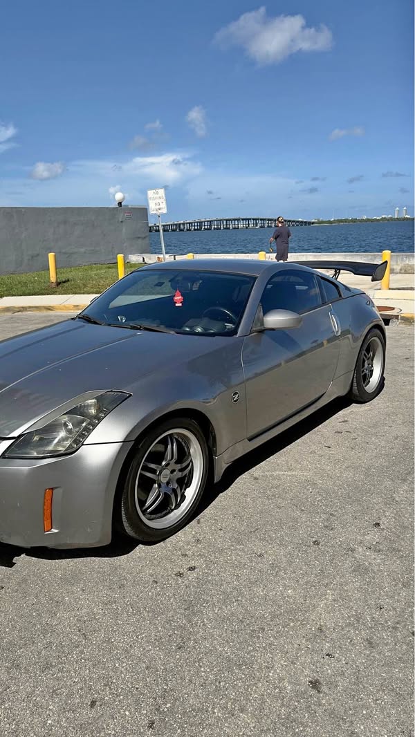 2003 Nissan 350Z - Coupe 2D