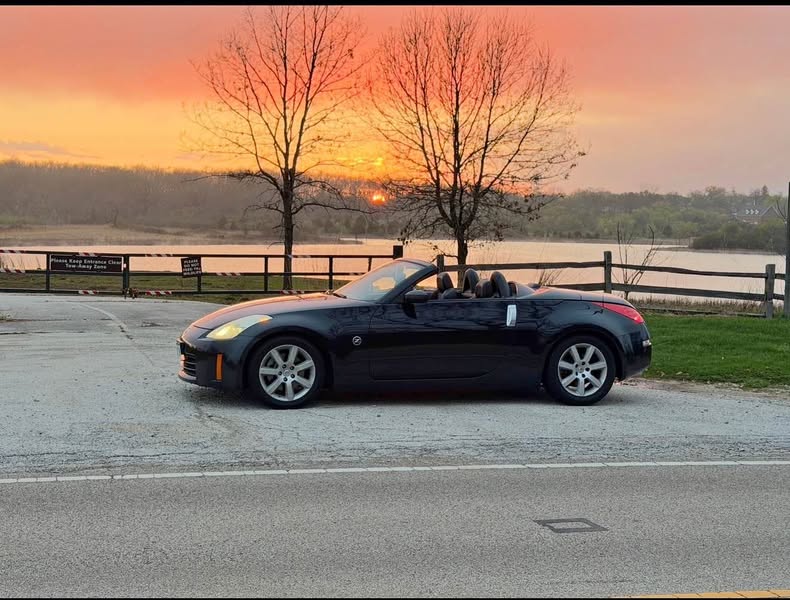 2006 Nissan 350Z - Touring Roadster 2D