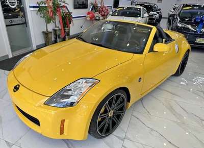 2005 Nissan 350Z - Touring Roadster 2D