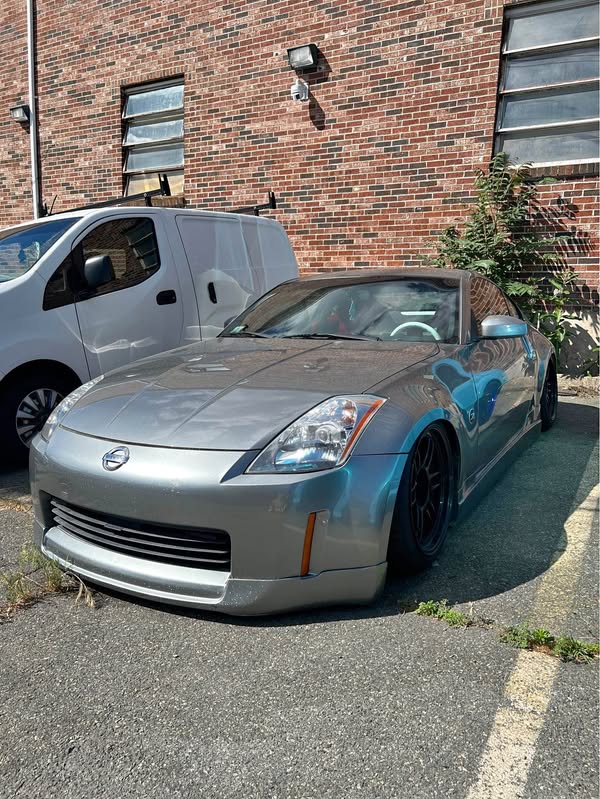 2005 Nissan 350Z - Coupe 2D