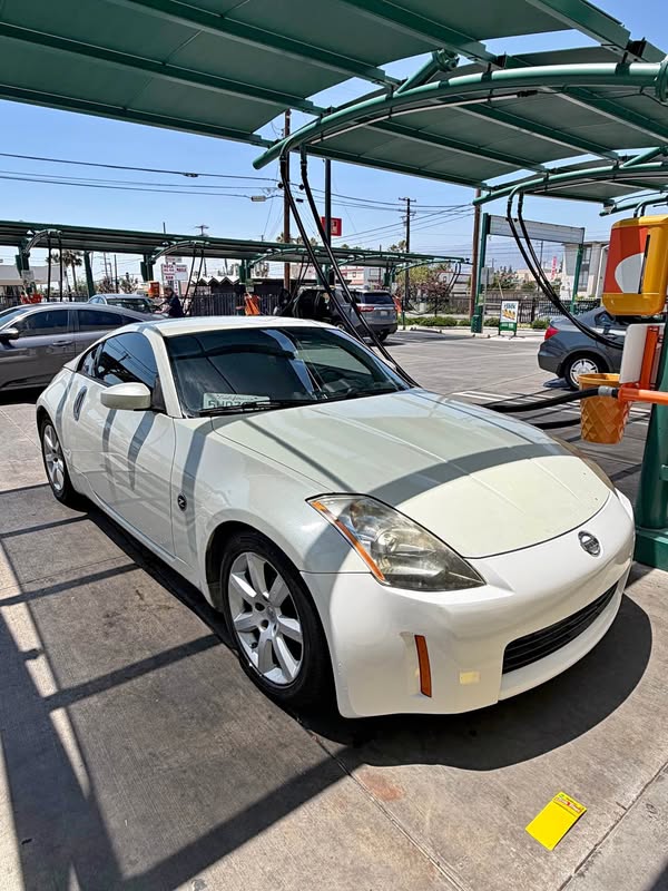 2005 Nissan 350Z - Coupe 2D