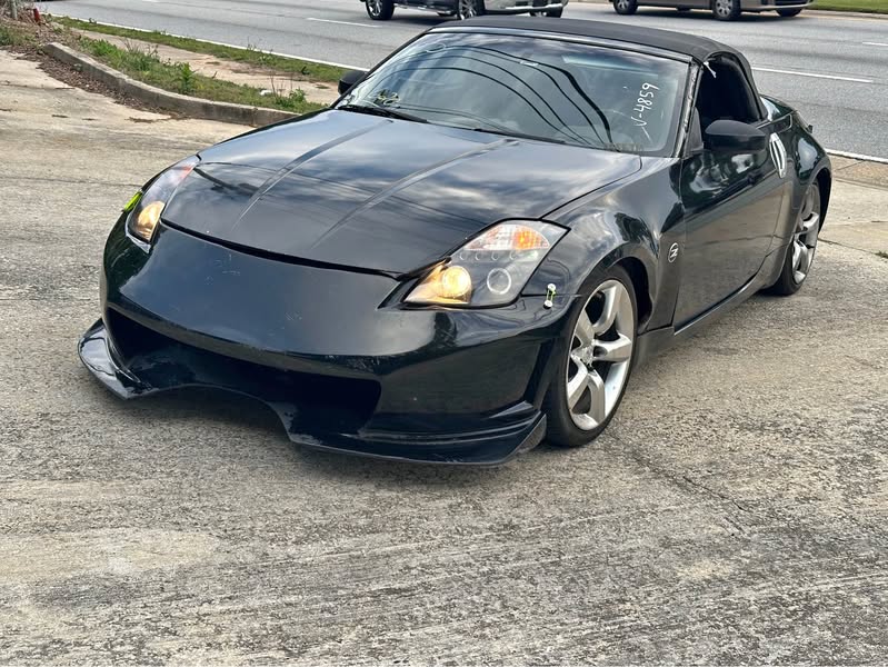 2004 Nissan 350Z - Enthusiast Roadster 2D