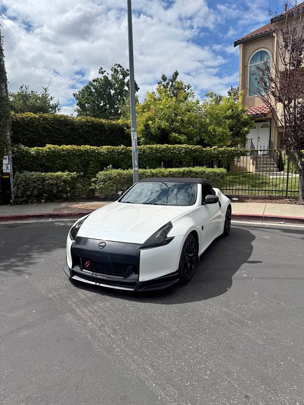 2010 Nissan 370Z - Coupe 2D