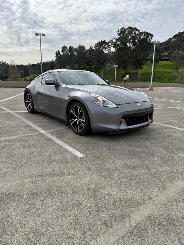 2012 Nissan 370Z - Sport Touring Roadster 2D