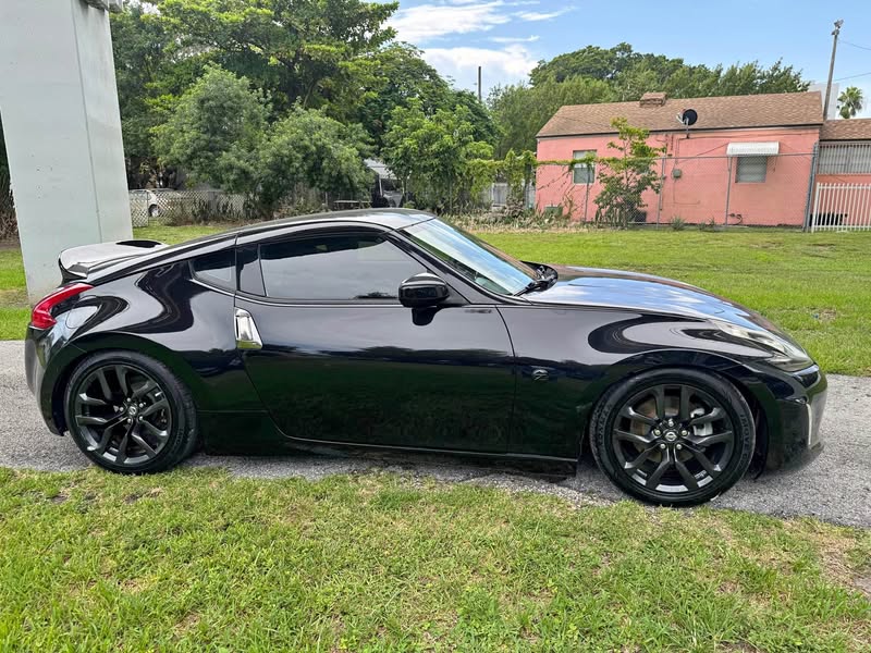 2017 Nissan 370Z - 370Z