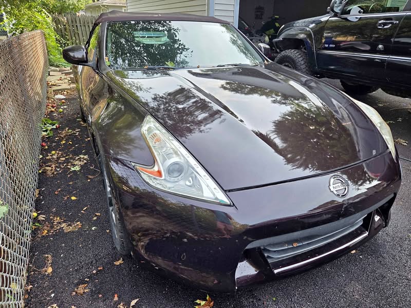 2010 Nissan 370Z - Roadster 2D