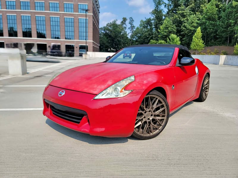 2010 Nissan 370Z - Touring Roadster 2D