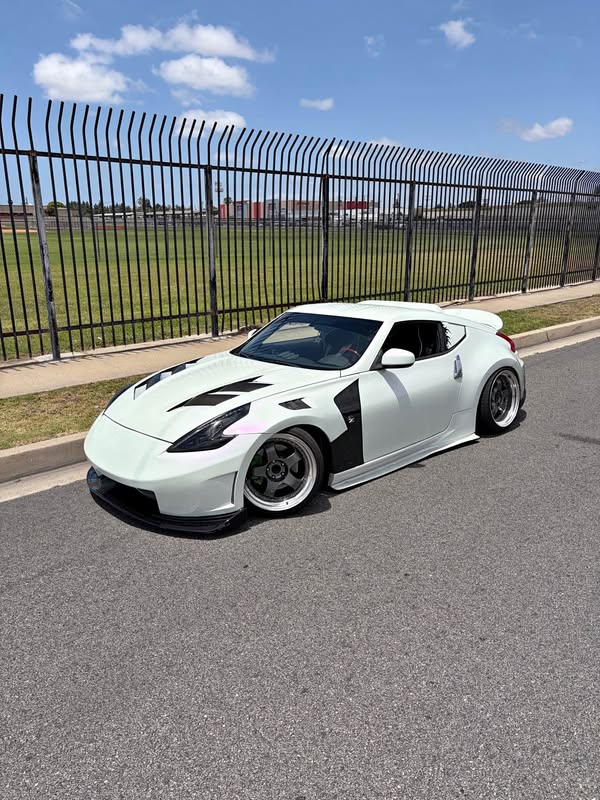 2011 Nissan 370Z - Coupe 2D