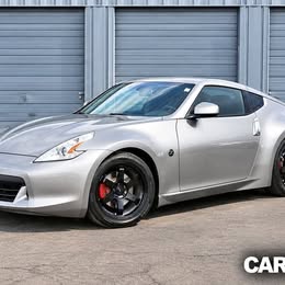 2009 Nissan 370Z LOW MILES - LOADED TOURING - CUSTOM WHEELS - BACKUP CAMERA