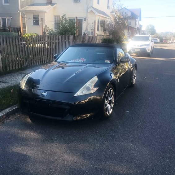 2010 Nissan 370Z - Sport Touring Coupe 2D