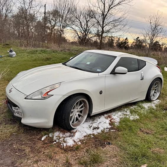 2011 Nissan 370Z - Sport Coupe 2D