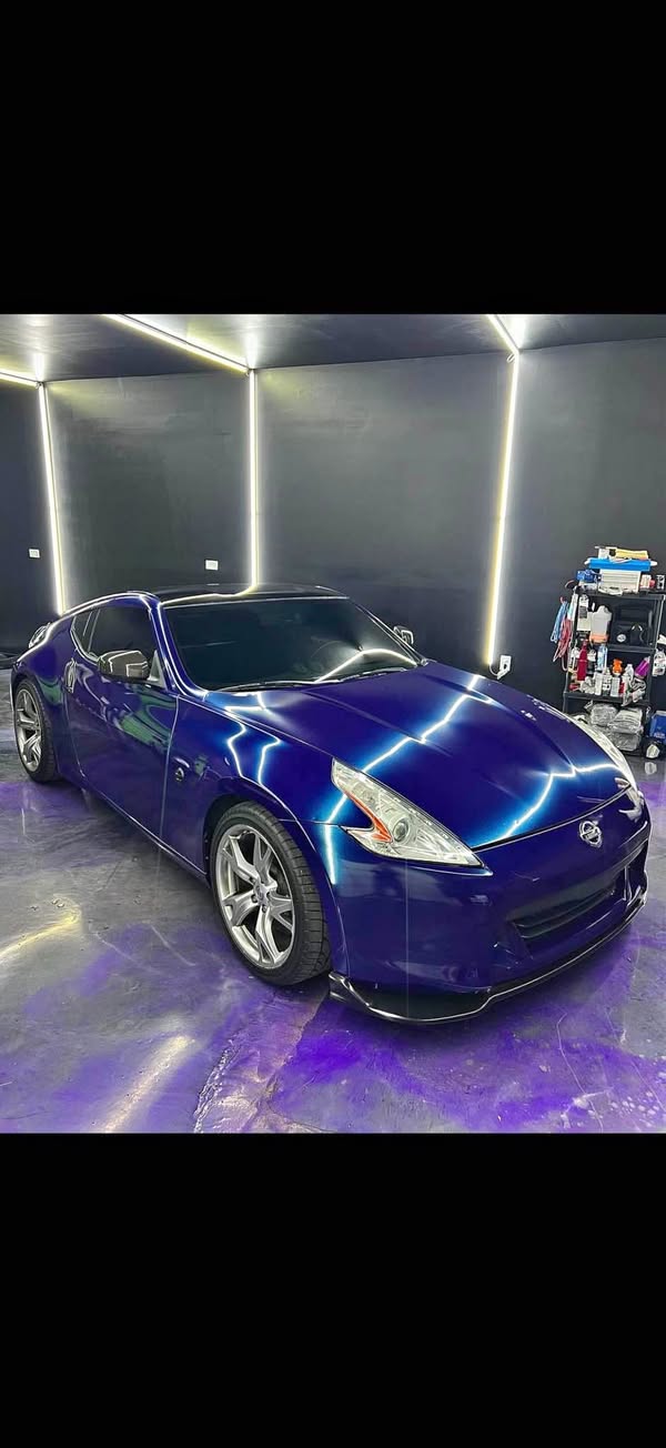 2011 Nissan 370Z - Sport Coupe 2D
