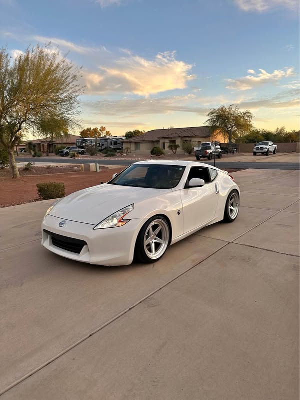 2010 Nissan 370Z - Sport Coupe 2D