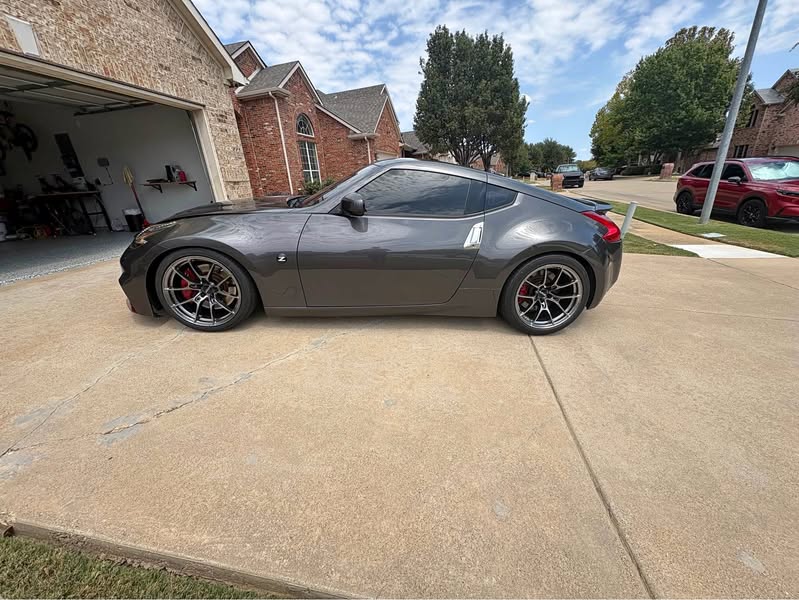 2010 Nissan 370Z Anniversary edition