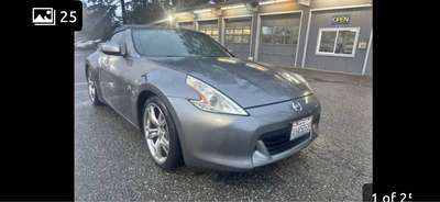 2011 Nissan 370Z Touring Roadster 2D