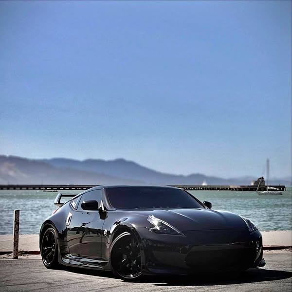 2009 Nissan 370Z - Sport Touring Coupe 2D