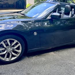 2010 Nissan 370Z Touring Roadster