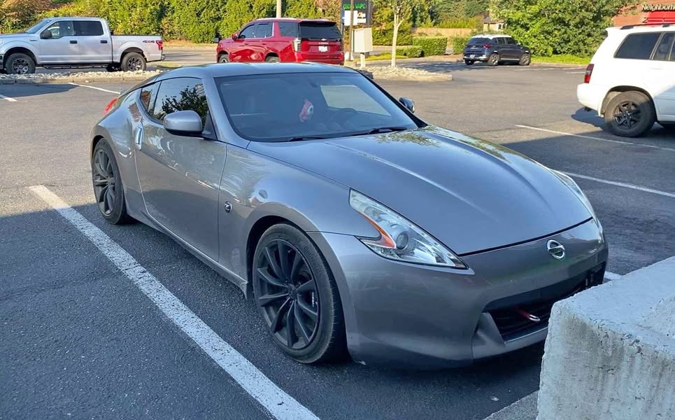 2010 Nissan 370Z - Touring Coupe 2D