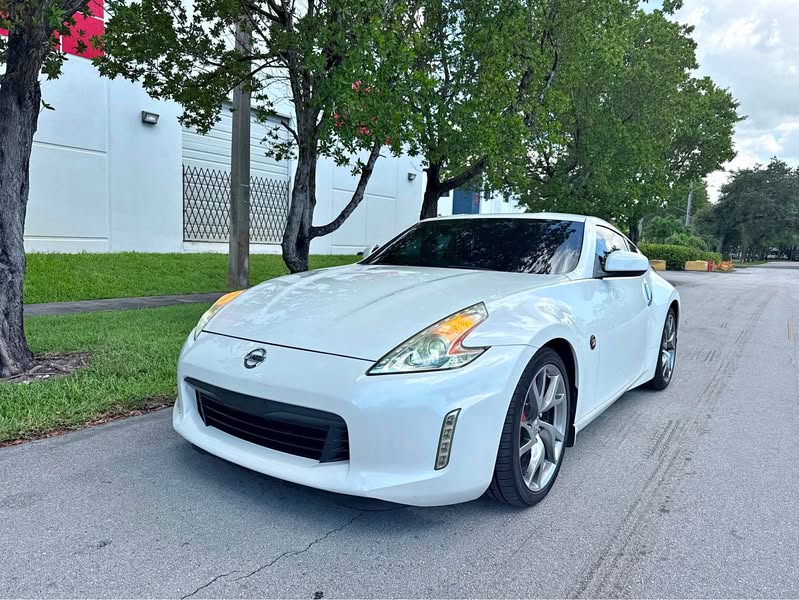 2014 Nissan 370Z - Touring Coupe 2D