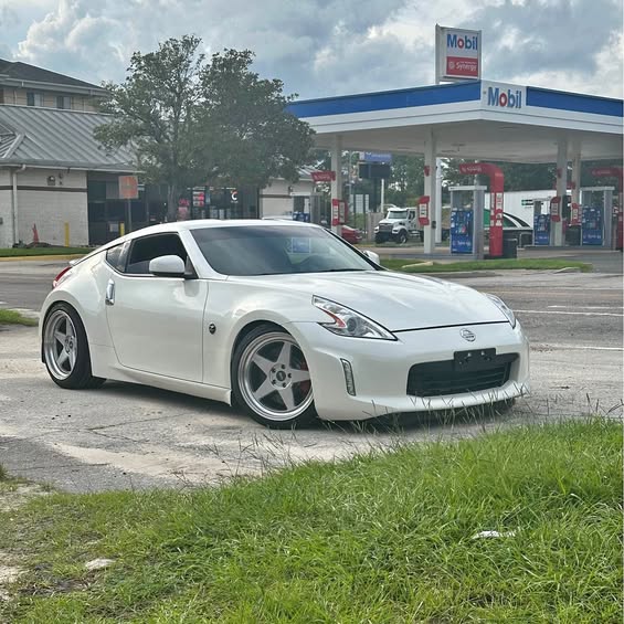 2016 Nissan 370Z - Sport Tech Coupe 2D