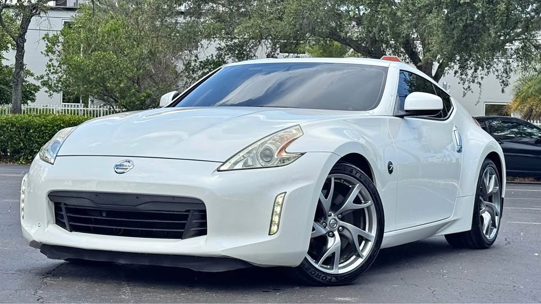 2014 Nissan 370Z - Touring Coupe 2D