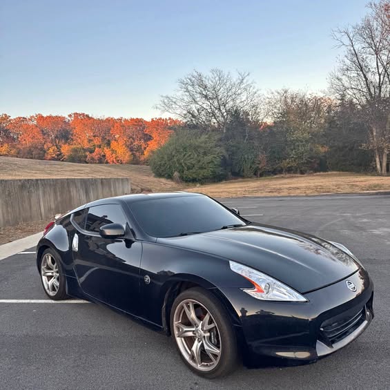 2011 Nissan 370Z - Sport Coupe 2D