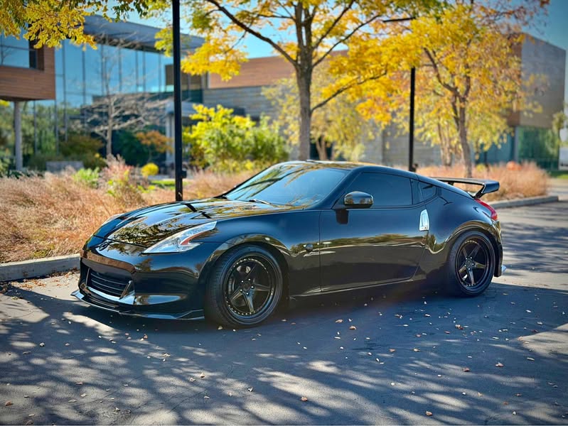 2011 Nissan 370Z - Touring Coupe 2D