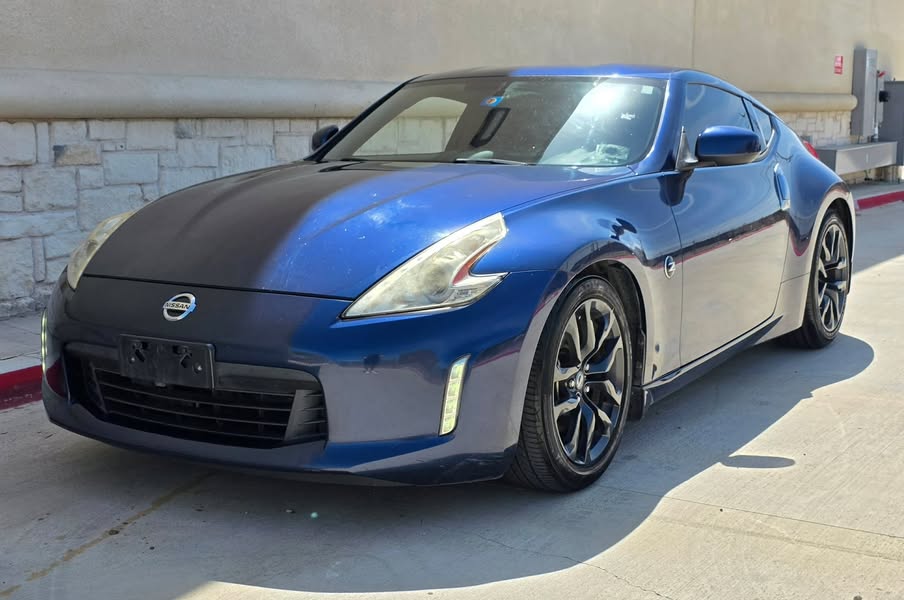 2015 Nissan 370z clean.title clean.carfax