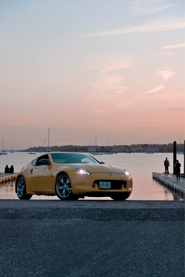 2009 Nissan 370Z - Sport Touring Coupe 2D