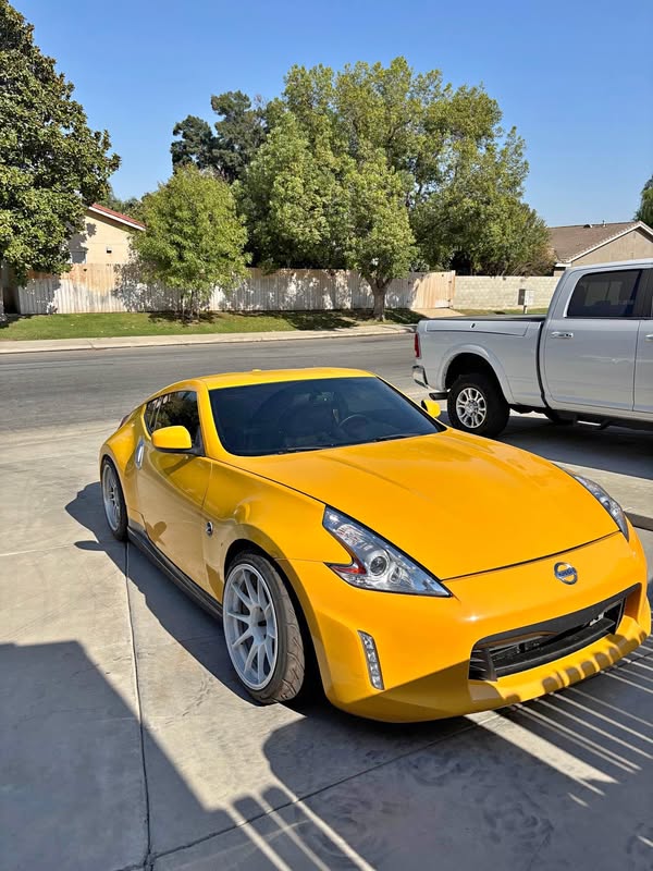2009 Nissan 370Z - Sport Tech Coupe 2D