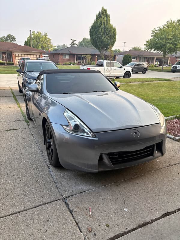 2012 Nissan 370Z - Sport Touring Roadster 2D