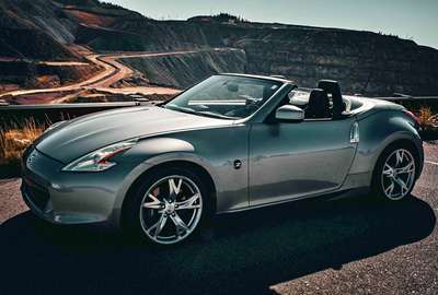 2010 Nissan 370Z Sport Touring Roadster 2D