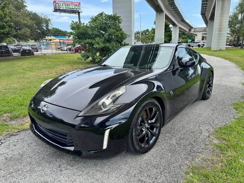 2017 Nissan 370Z - Sport Coupe 2D