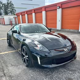 2010 Nissan 370Z - Sport Touring Roadster 2D