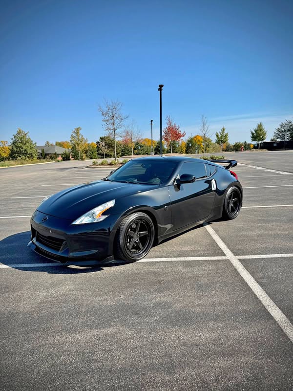 2011 Nissan 370Z - Touring Coupe 2D