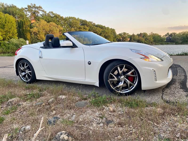 2013 Nissan 370Z - Sport Touring Roadster 2D