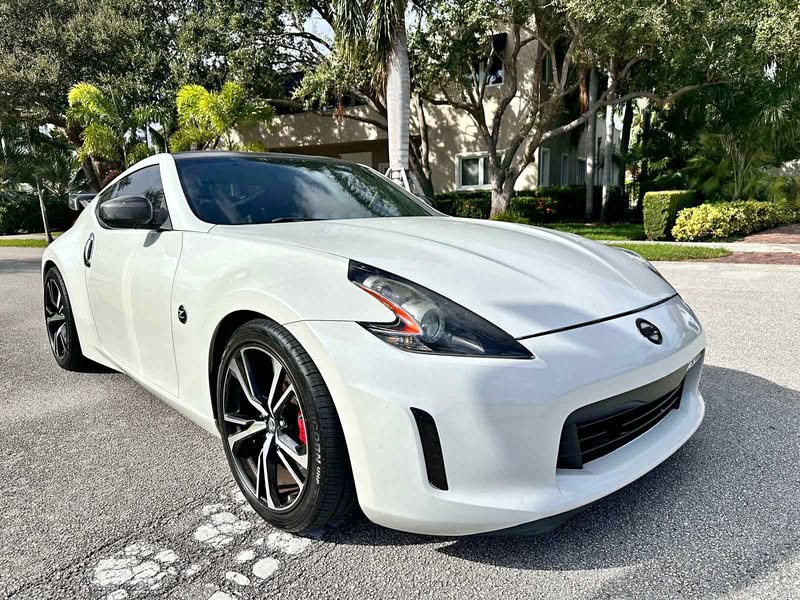 2019 NISSAN 370Z