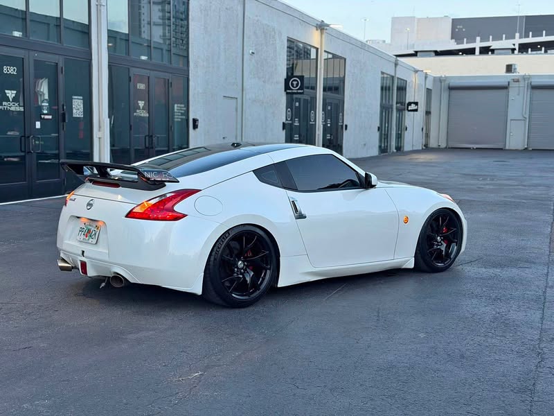 2016 Nissan 370Z - Sport Coupe 2D