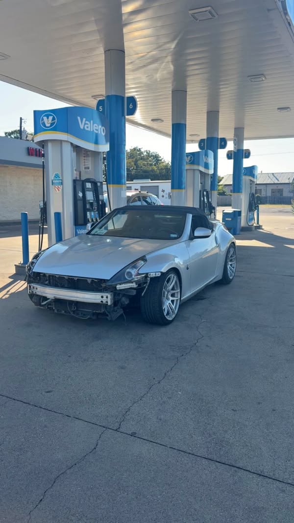 2010 Nissan 370Z - Touring Coupe 2D