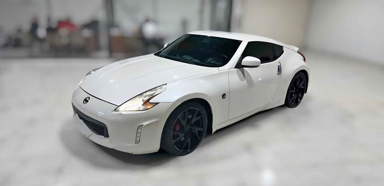 2013 Nissan 370Z Touring Coupe 2D