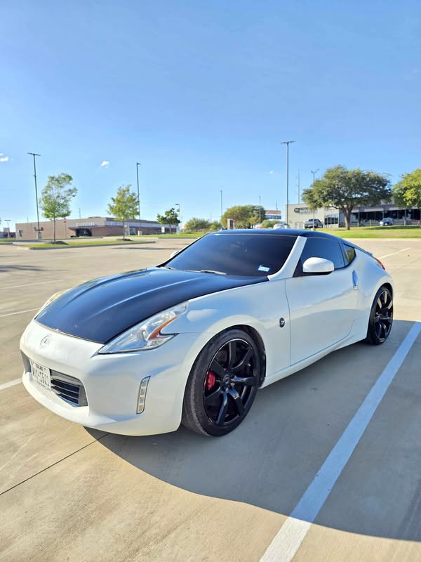 2016 Nissan 370Z - Touring Sport Roadster 2D