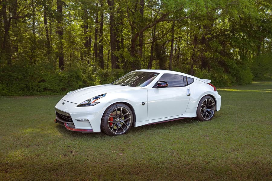 2015 Nissan 370Z - NISMO Tech Coupe 2D
