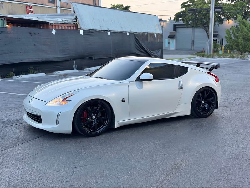 2016 Nissan 370Z - Sport Tech Coupe 2D