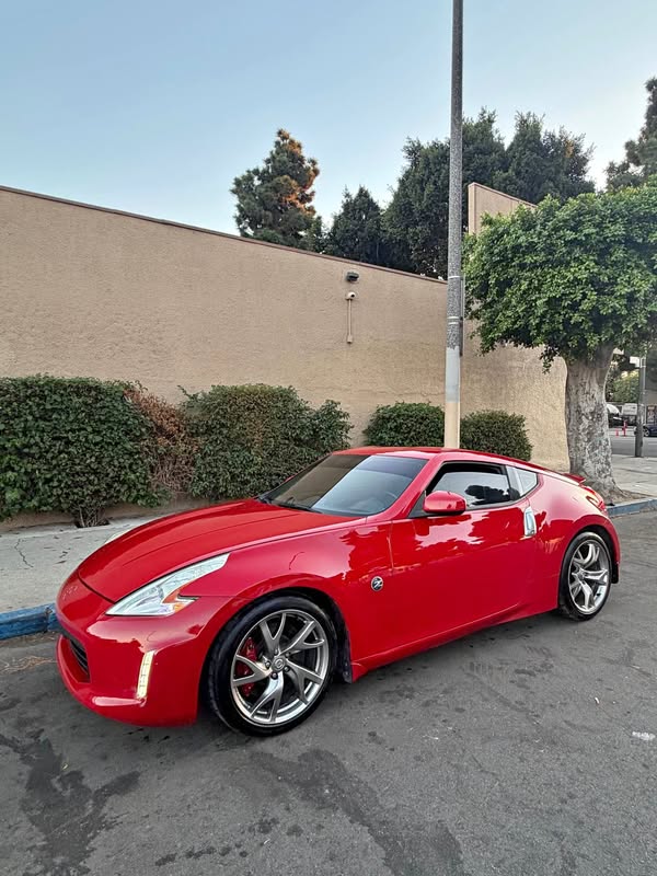 2014 Nissan 370Z - Sport Touring Coupe 2D
