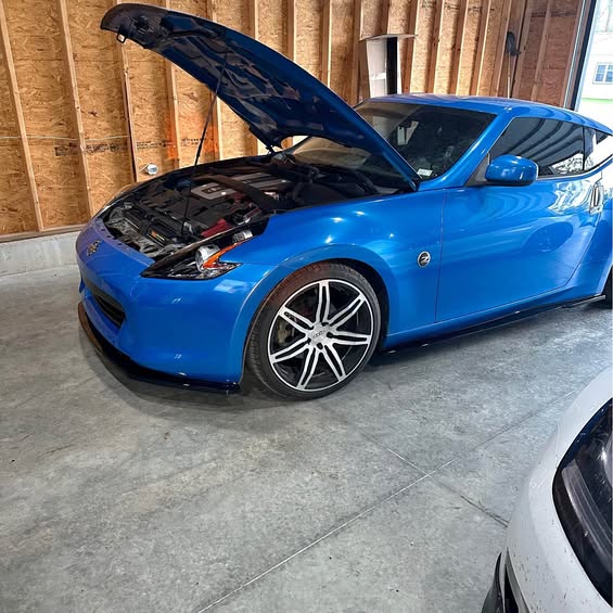 2010 Nissan 370Z - Sport Coupe 2D