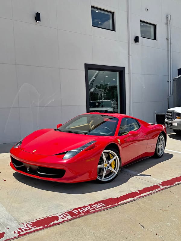 2014 Ferrari 458 Spider Convertible 2D